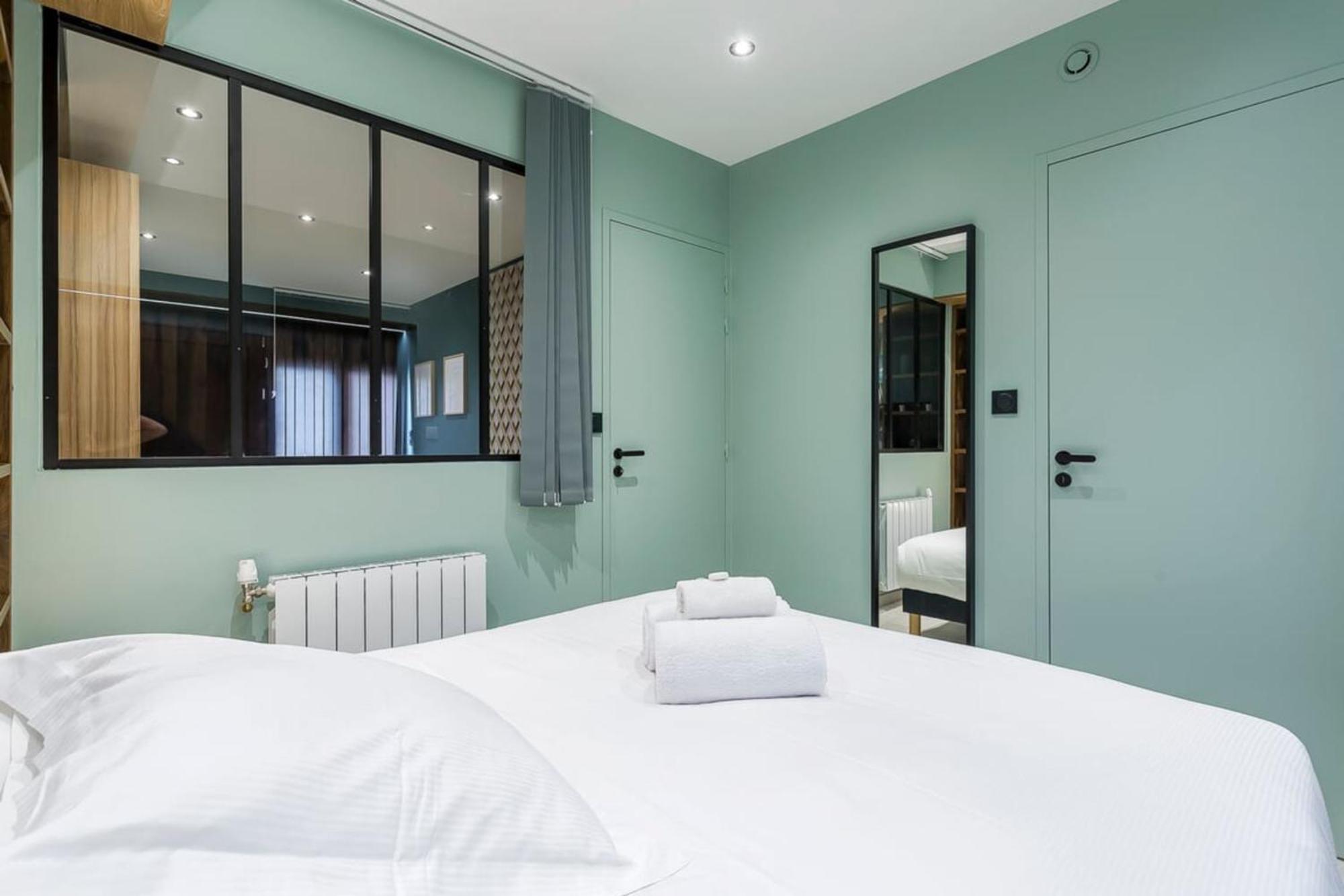 Hamac Suites - Suite Du Parc 3 Villeurbanne Buitenkant foto